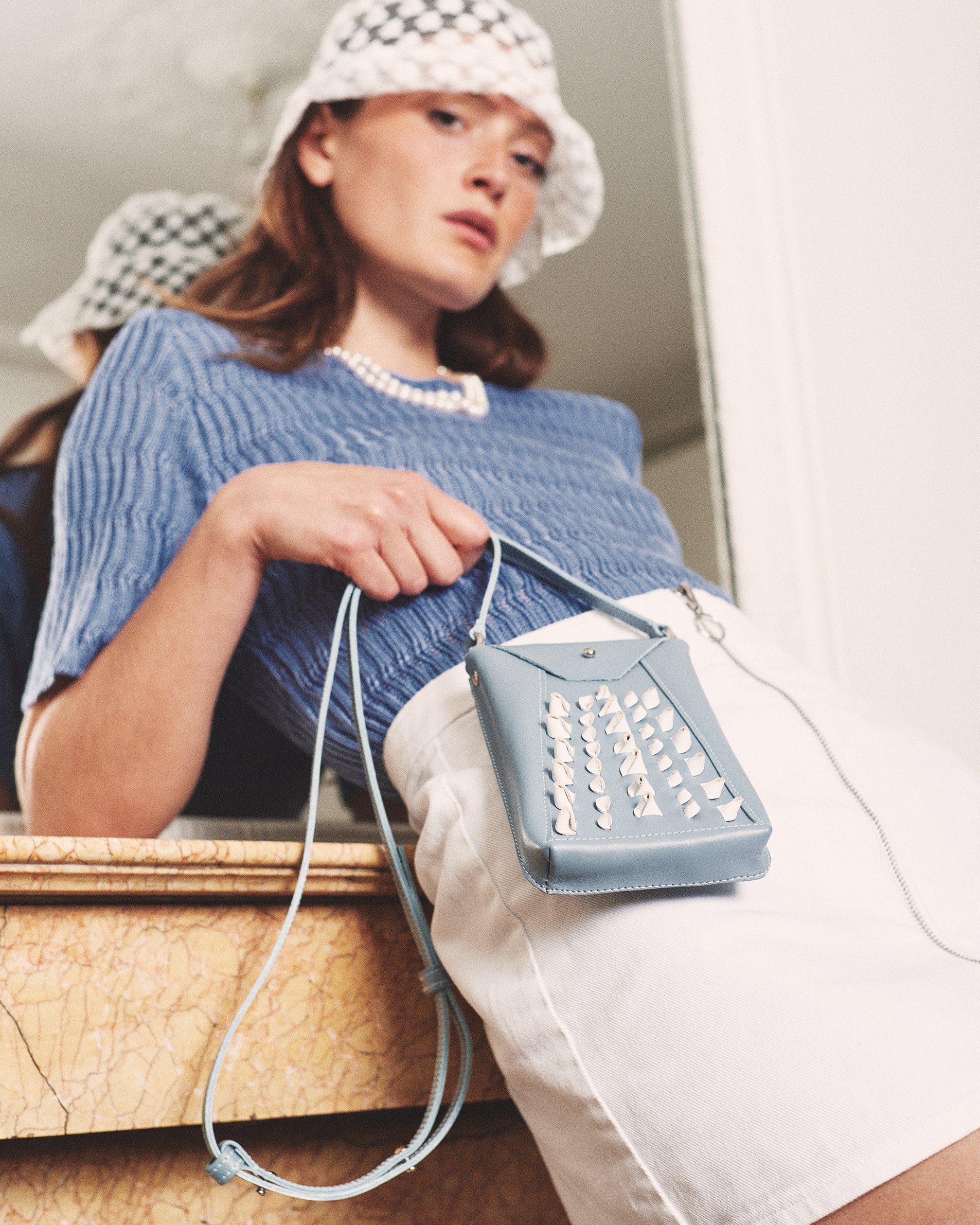 Escama Bleue & Blanche