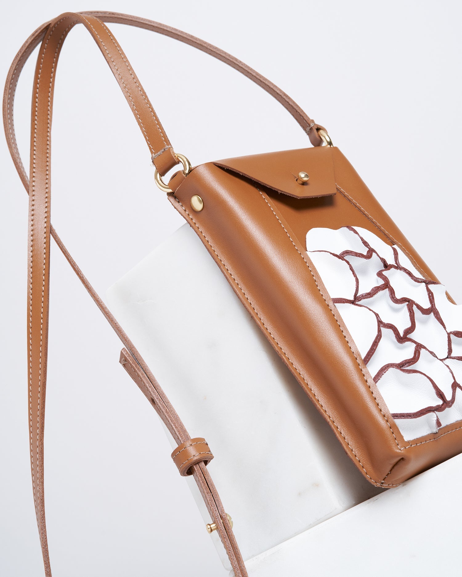 Lophelia Camel & Blanche