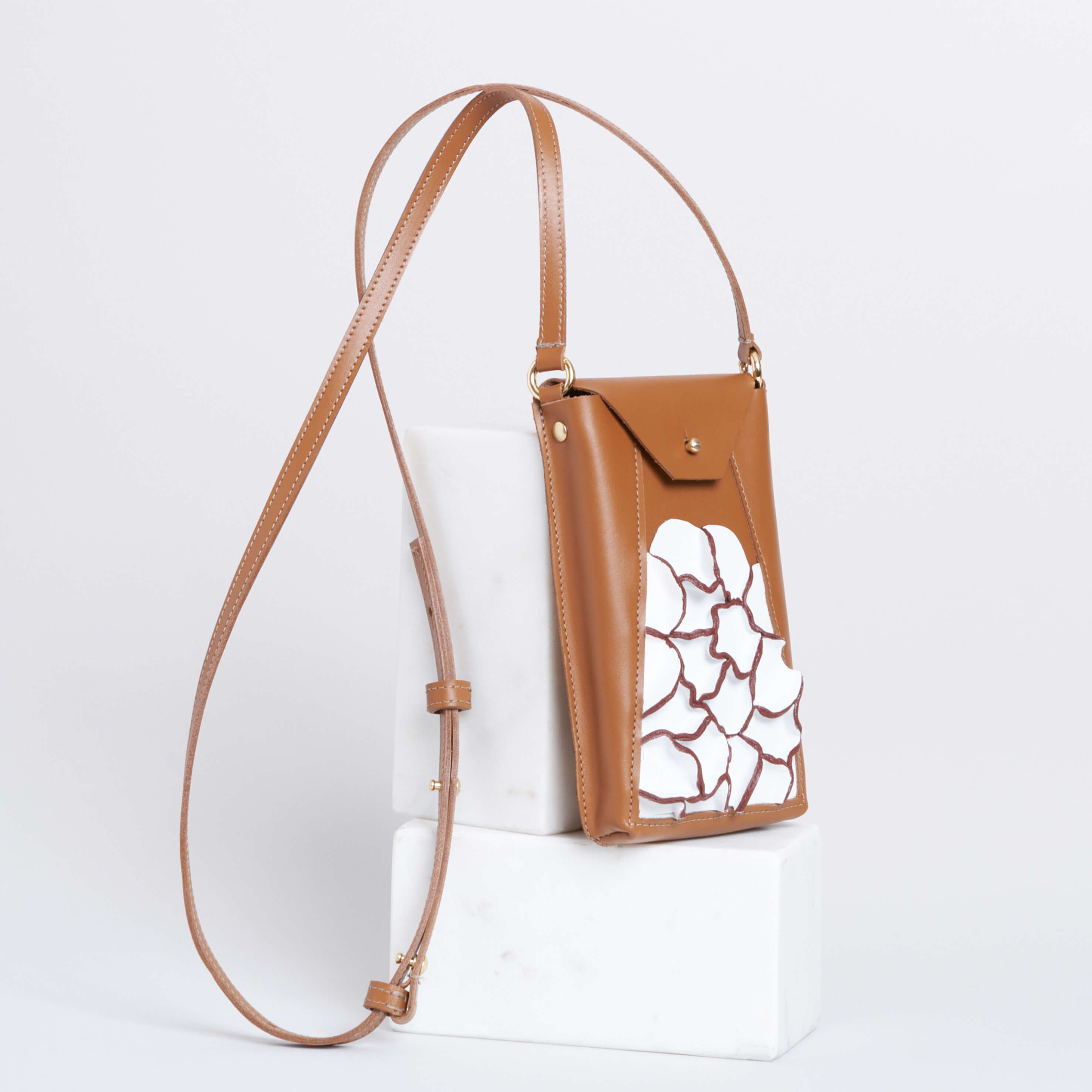 Lophelia Camel & Blanche